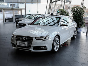 20163.0TFSI quattro Sportback ǰ45