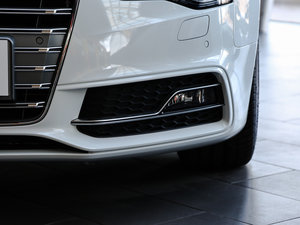 2016款3.0TFSI quattro Sportback 前雾灯
