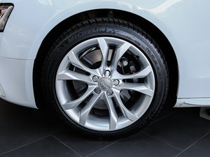2016款3.0TFSI quattro Sportback 轮圈