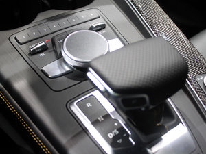 2016��Avant �п؅^