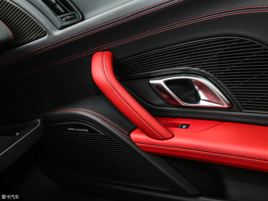 2016?yun)WR8 V10 Performance