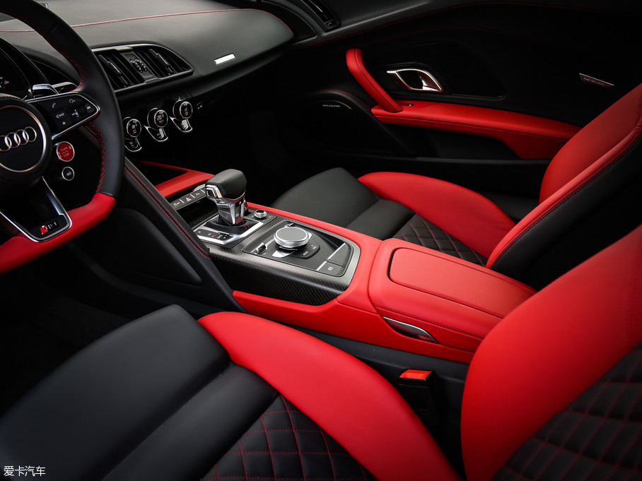 2016款奥迪r8v10 performance