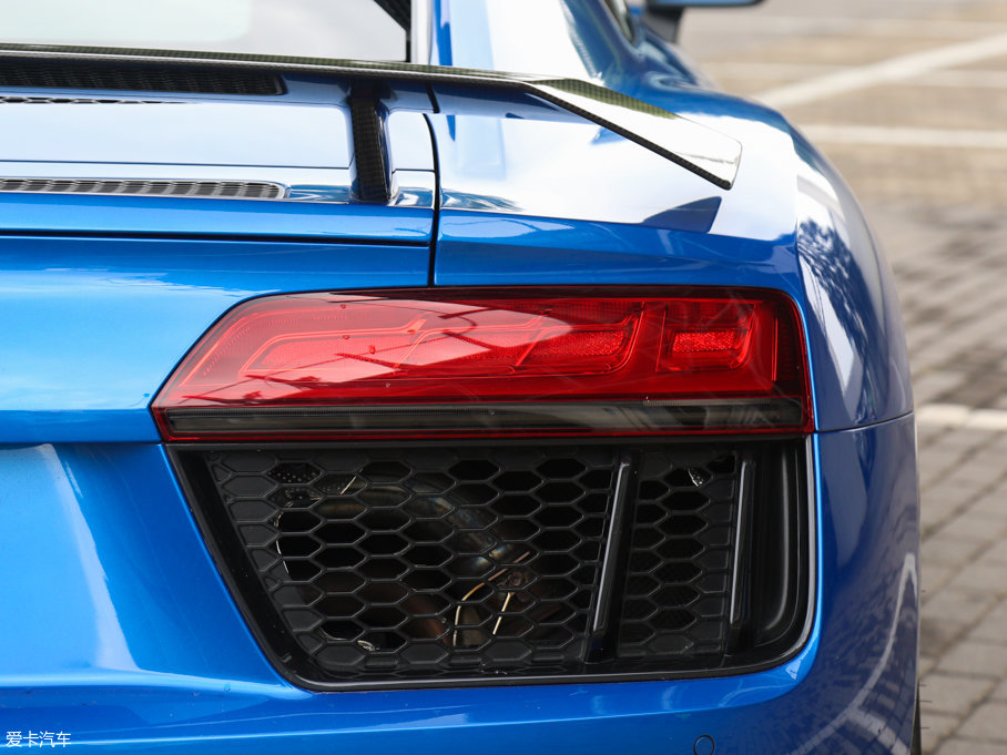 2016?yun)WR8 V10 Performance