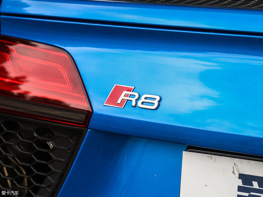 2016WR8 V10 Performance