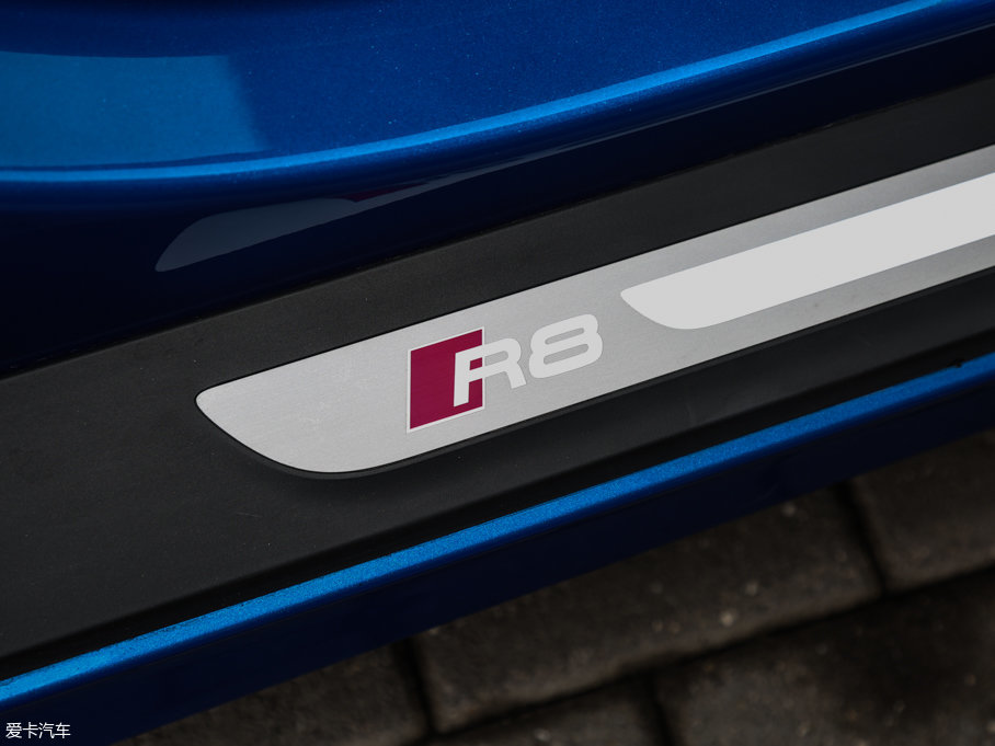 2016?yun)WR8 V10 Performance