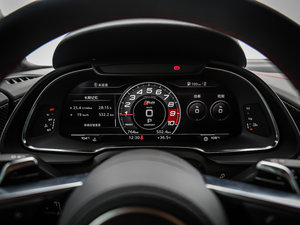 2016款V10 Performance 仪表
