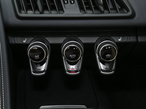 2016V10 Performance {{