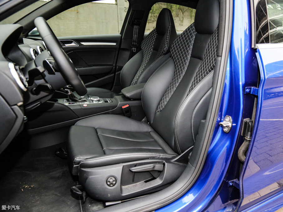 2016WS3 2.0TFSI Limousine