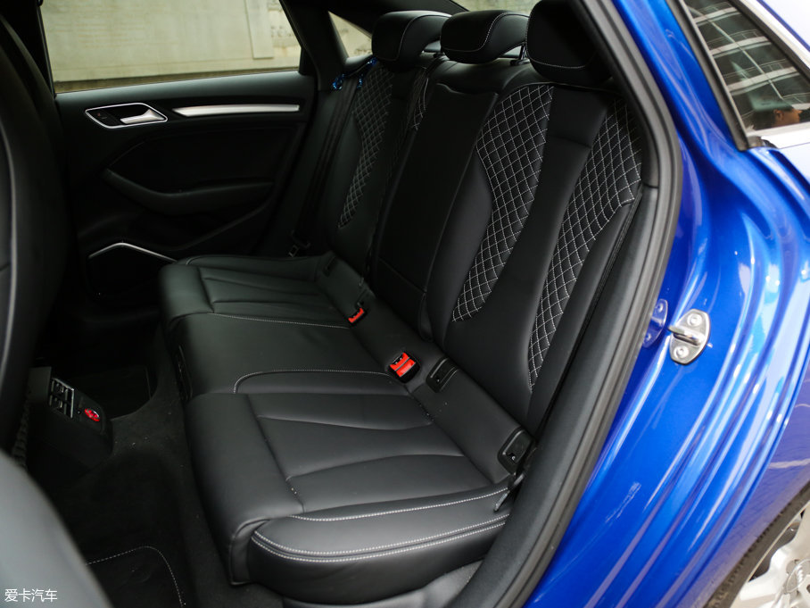 2016WS3 2.0TFSI Limousine