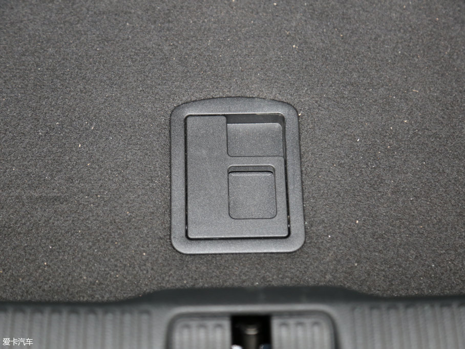 2016?yun)WS3 2.0TFSI Limousine