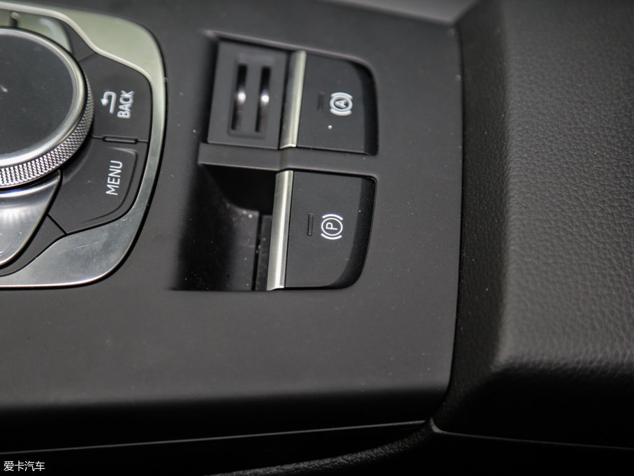 2016?yun)WS3 2.0TFSI Limousine