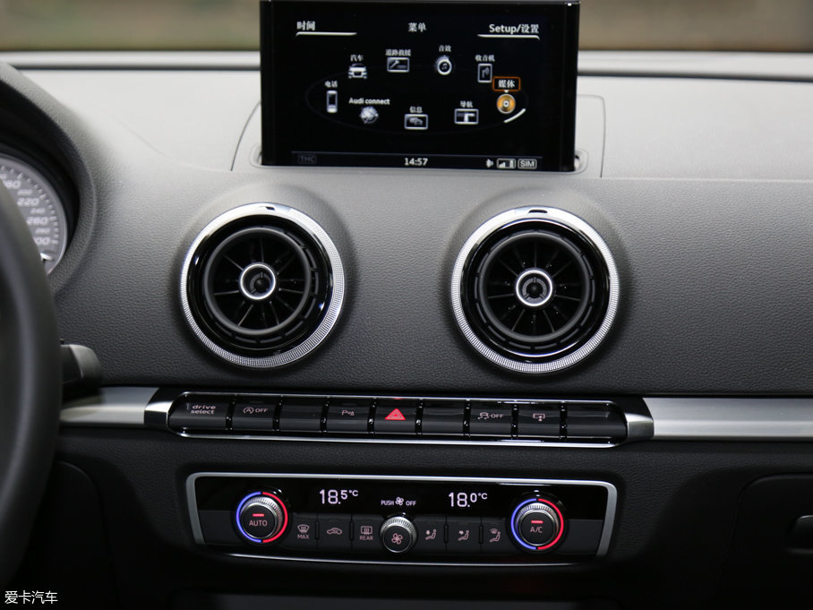 2016?yun)WS3 2.0TFSI Limousine