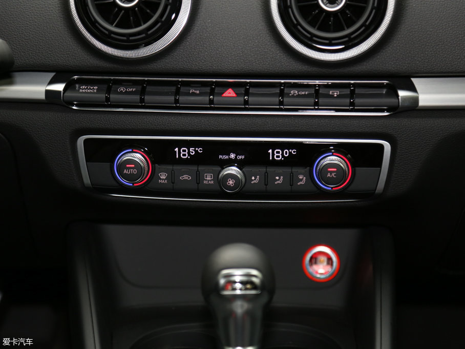 2016?yun)WS3 2.0TFSI Limousine