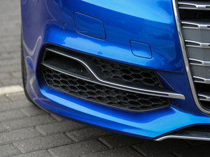 20162.0TFSI Limousine ^