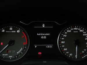 2016款2.0TFSI Limousine 中控区