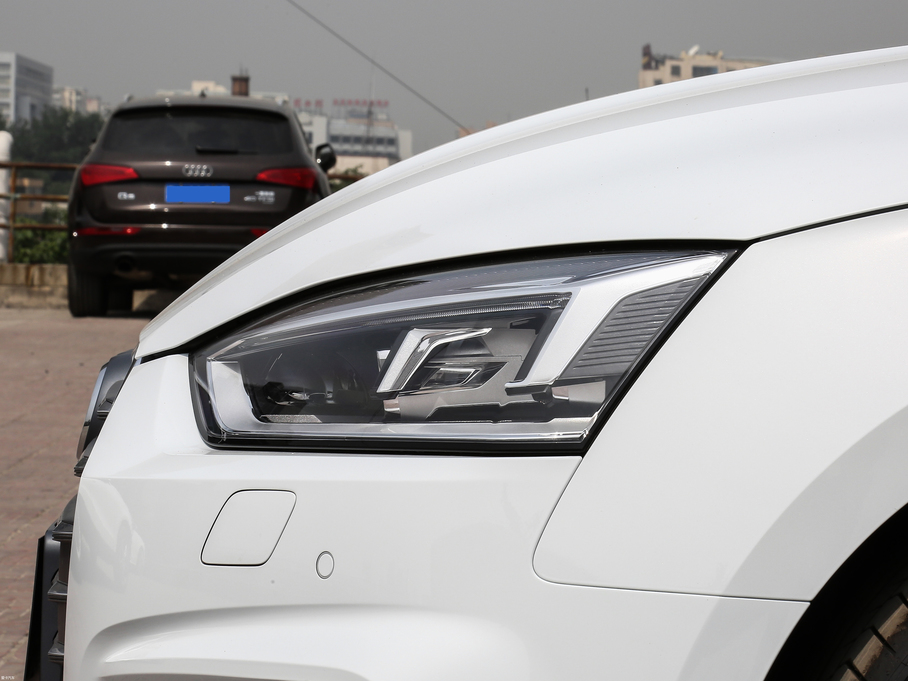 2017WA5 Coupe Coupe 45 TFSI quattro \