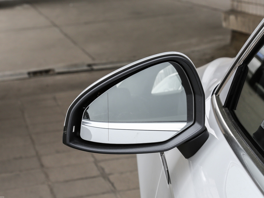 2017WA5 Coupe Coupe 45 TFSI quattro \