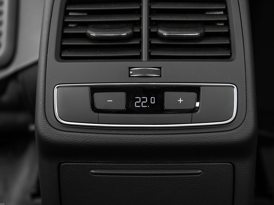 2017WA5 Coupe Coupe 45 TFSI quattro \