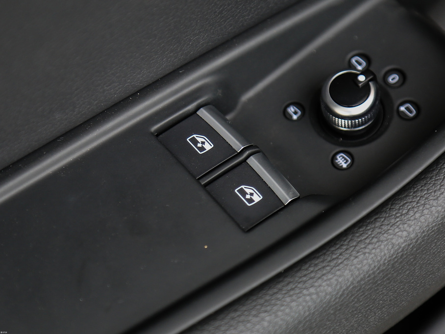 2017WA5 Coupe Coupe 45 TFSI quattro \