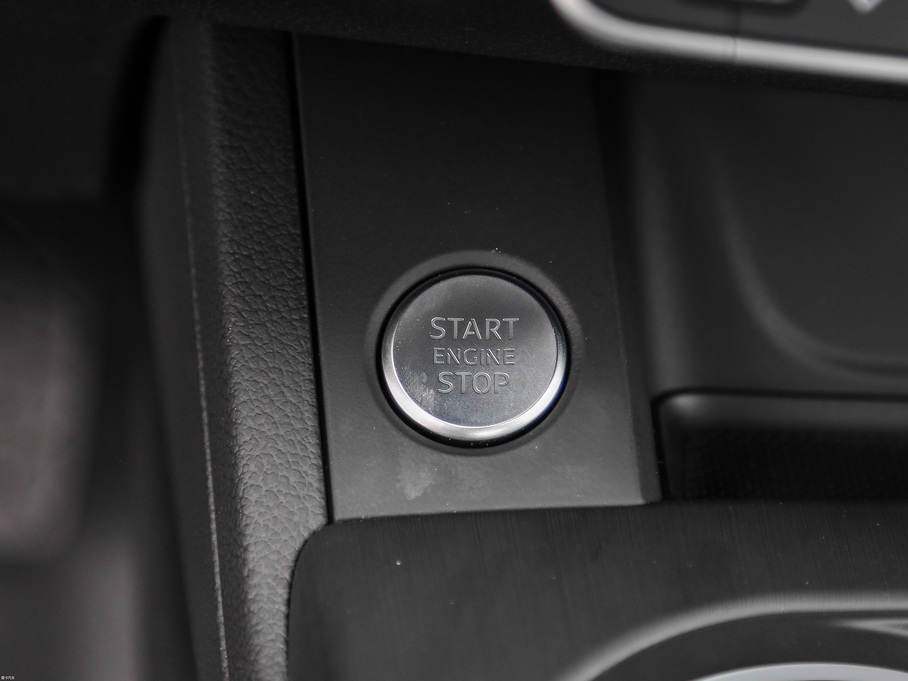 2017WA5 Coupe Coupe 45 TFSI quattro \