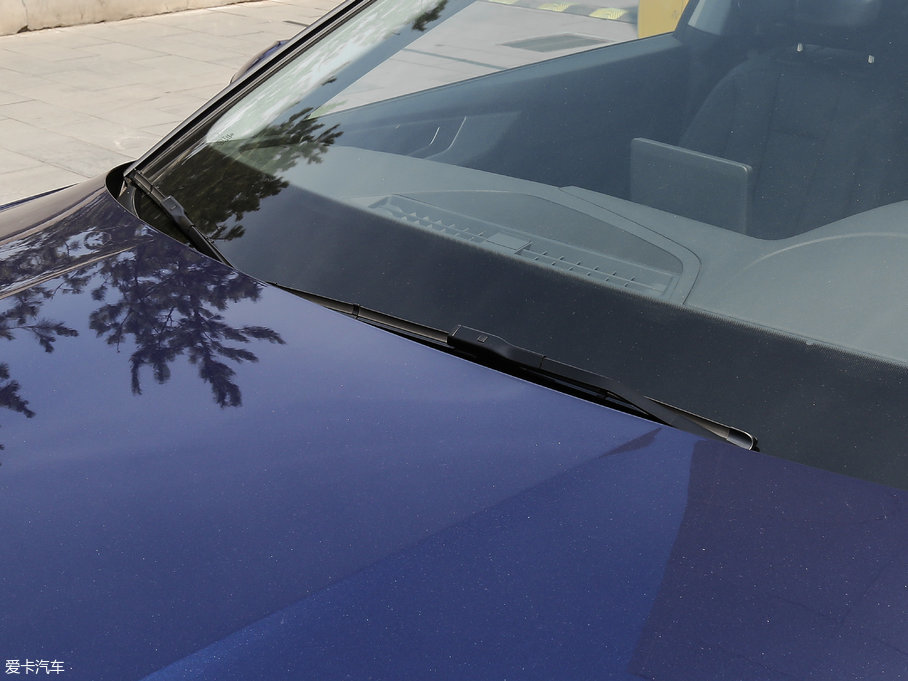 2017WA5 Coupe Coupe 40 TFSI r