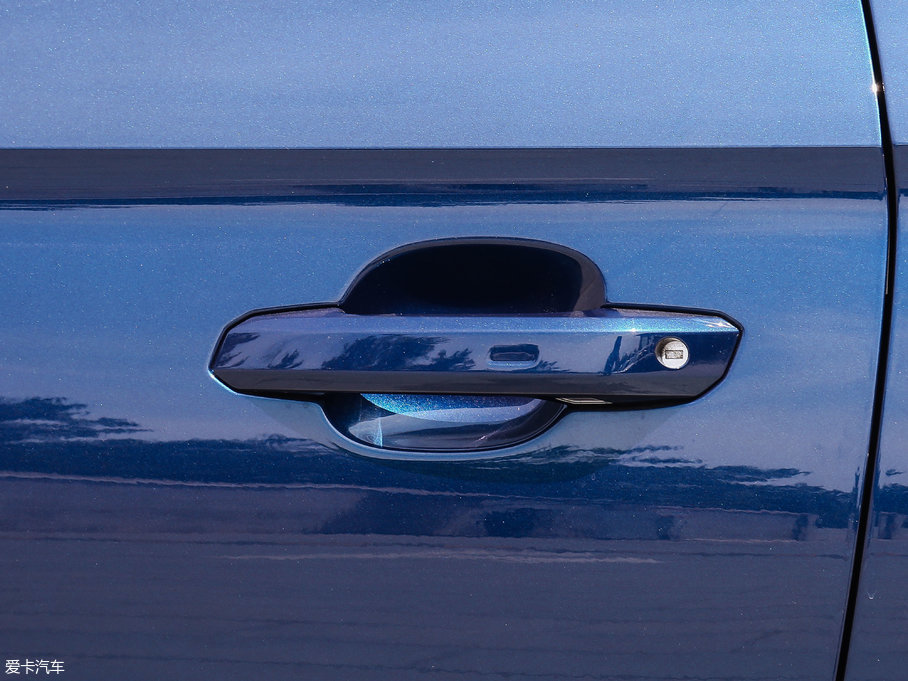 2017WA5 Coupe Coupe 40 TFSI r