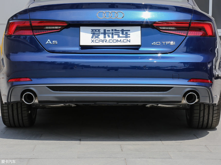 2017WA5 Coupe Coupe 40 TFSI r