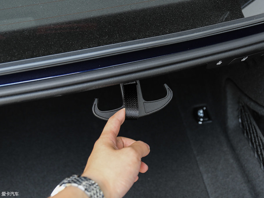 2017?yun)WA5 Coupe Coupe 40 TFSI r(sh)