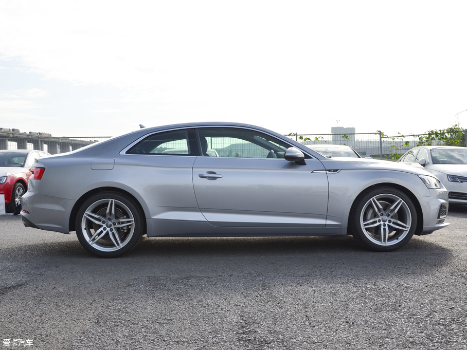 2017WA5 Coupe Coupe 45 TFSI quattro \