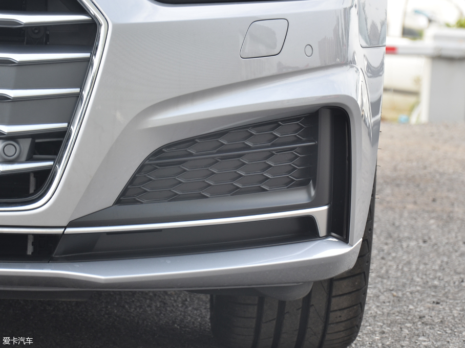 2017?yun)WA5 Coupe Coupe 45 TFSI quattro \(yn)(dng)