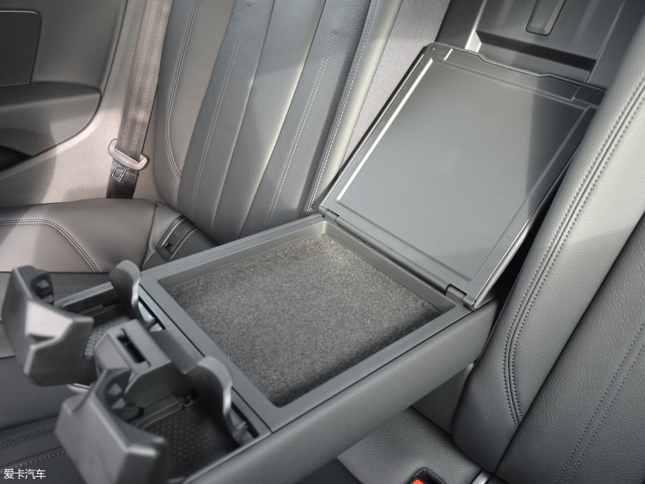 2017WA5 Coupe Coupe 45 TFSI quattro \