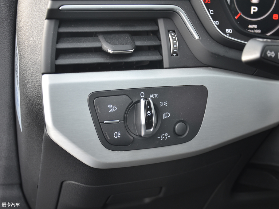 2017WA5 Coupe Coupe 45 TFSI quattro \