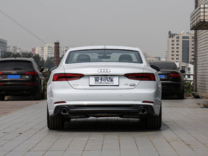 2017Coupe 45 TFSI quattro \ 	