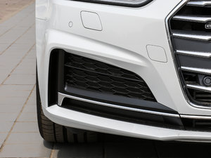 2017Coupe 45 TFSI quattro \ ^