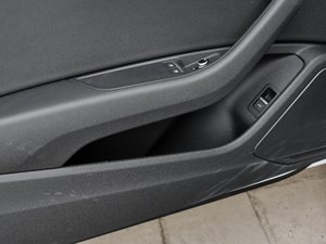 2017Coupe 45 TFSI quattro \ ǰTg