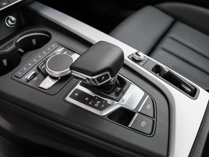 2017Coupe 45 TFSI quattro \ QU