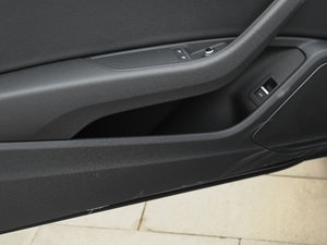 2017Coupe 40 TFSI r ǰTg