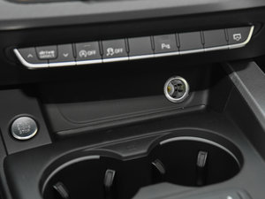 2017Coupe 40 TFSI r(sh) g