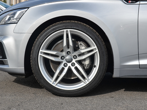 2017Coupe 45 TFSI quattro \ ^