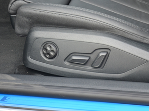 2017Coupe 45 TFSI quattro \ {{