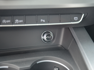 2017Coupe 45 TFSI quattro \ п؅^