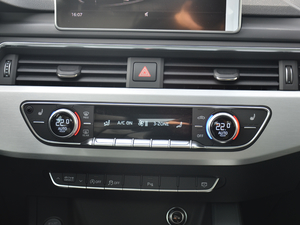 2017Coupe 45 TFSI quattro \ {{