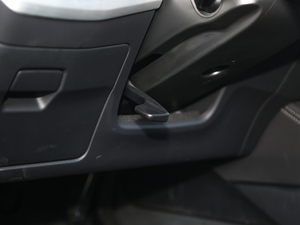 20173.0T Coupe п؅^