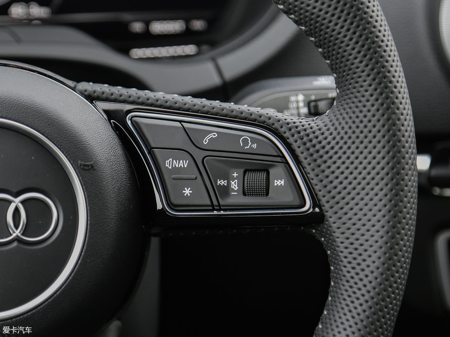 2017?yun)WS3 2.0TFSI Limousine