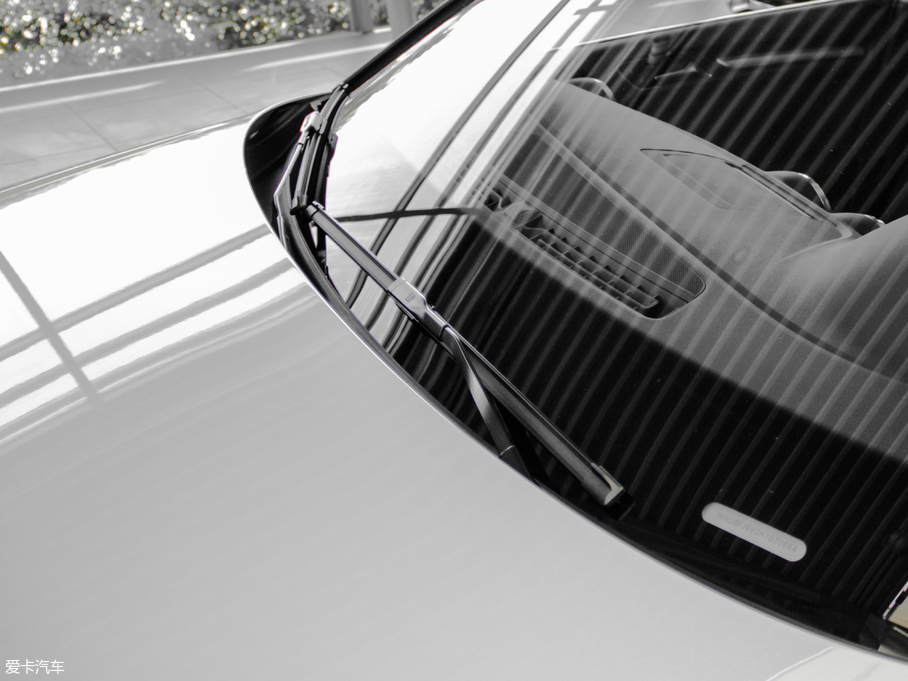 2017?yun)WS3 2.0TFSI Limousine