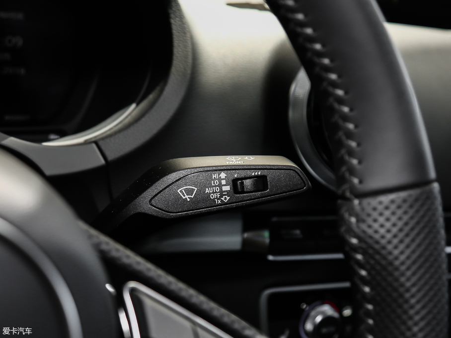 2017?yun)WS3 2.0TFSI Limousine