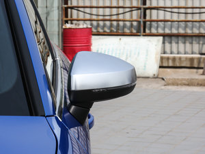 20172.0TFSI Limousine ҕR