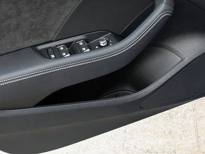 20172.0TFSI Limousine ǰTg