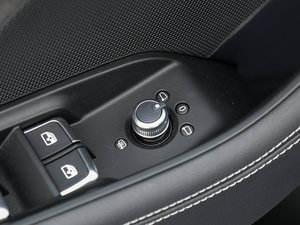 20172.0TFSI Limousine g