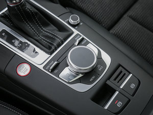 20172.0TFSI Limousine п؅^(q)